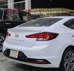 هیوندای ئەلەنترا